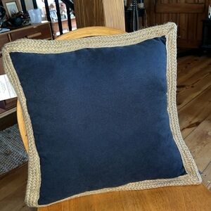 NEW Pier 1 Midnight Blue and Beige Braided Jute Accent Pillow